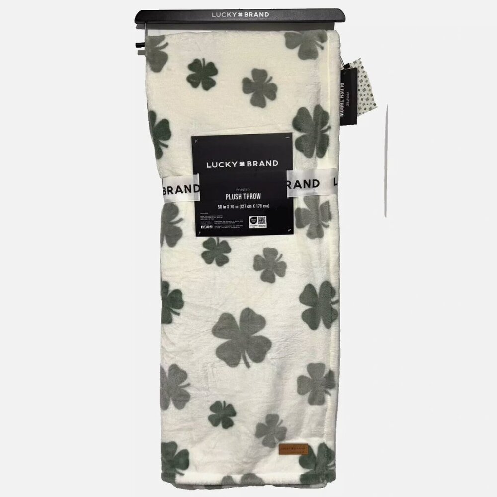 Lucky Brand Green Shamrock Throw Blanket Oversized 4 Leaf Clover St Patricks Day